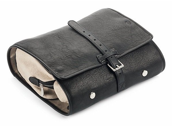 Premium Mens Hanging Leather Wash Bag — view 4
