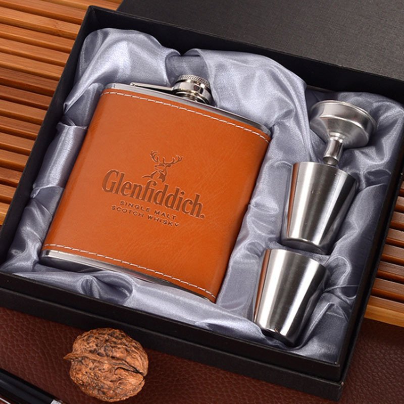 Portable Stainless Steel Whisky Decanter Set | Home Bar Gift for Men — view 3